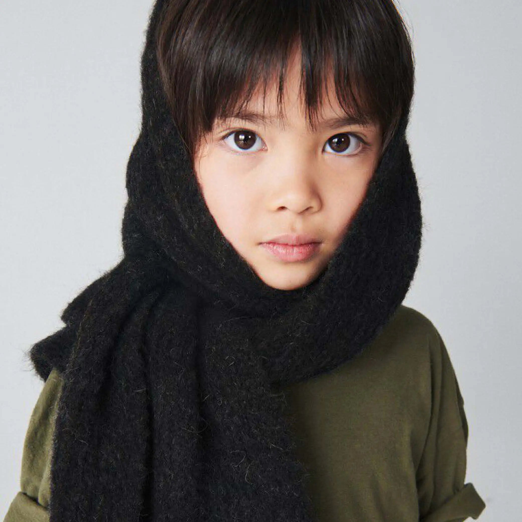 Scarf East in spruce melange