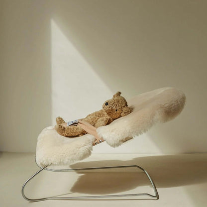 Snuggler Sheepskin in milk