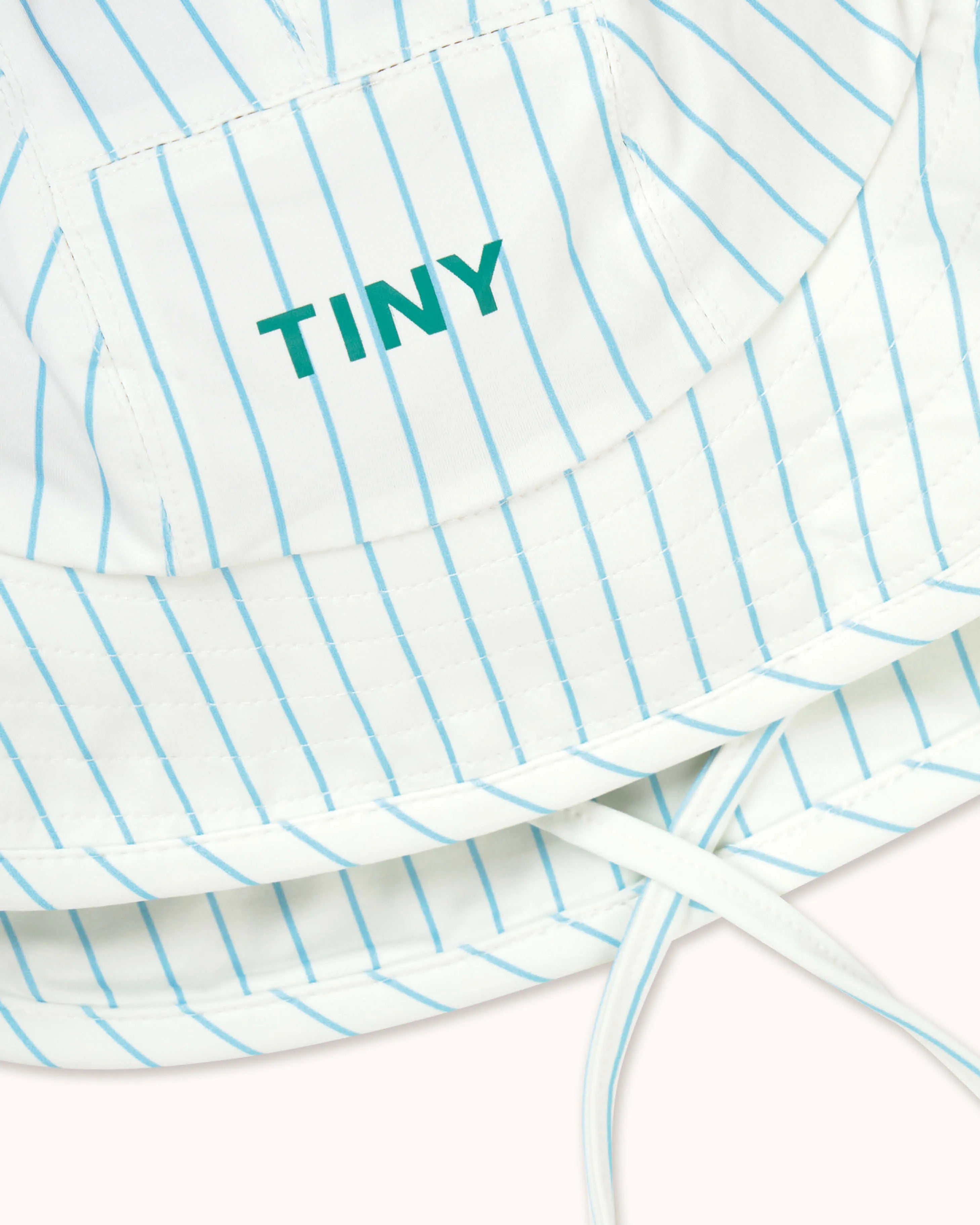 Bucket Hat in cyan striped