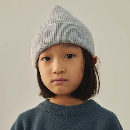 Knitted Beanie in grey melange