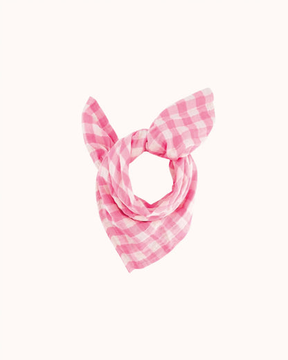 Musselin Swaddle Bianca in gingham pink