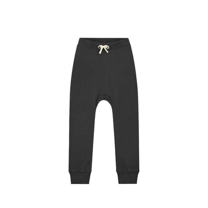 Sweathose in nearly black