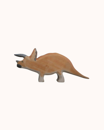 Holzfigur orangener Triceratops