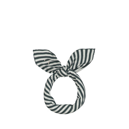 Cloth in blue grey/off white