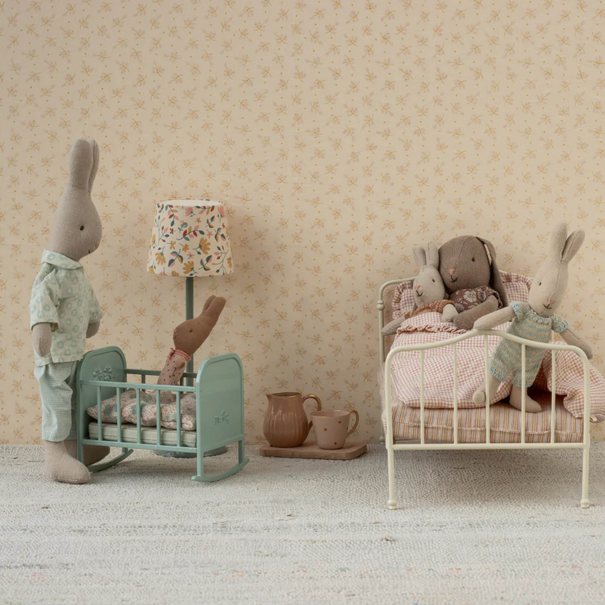 Mäuse Babywiege in mint