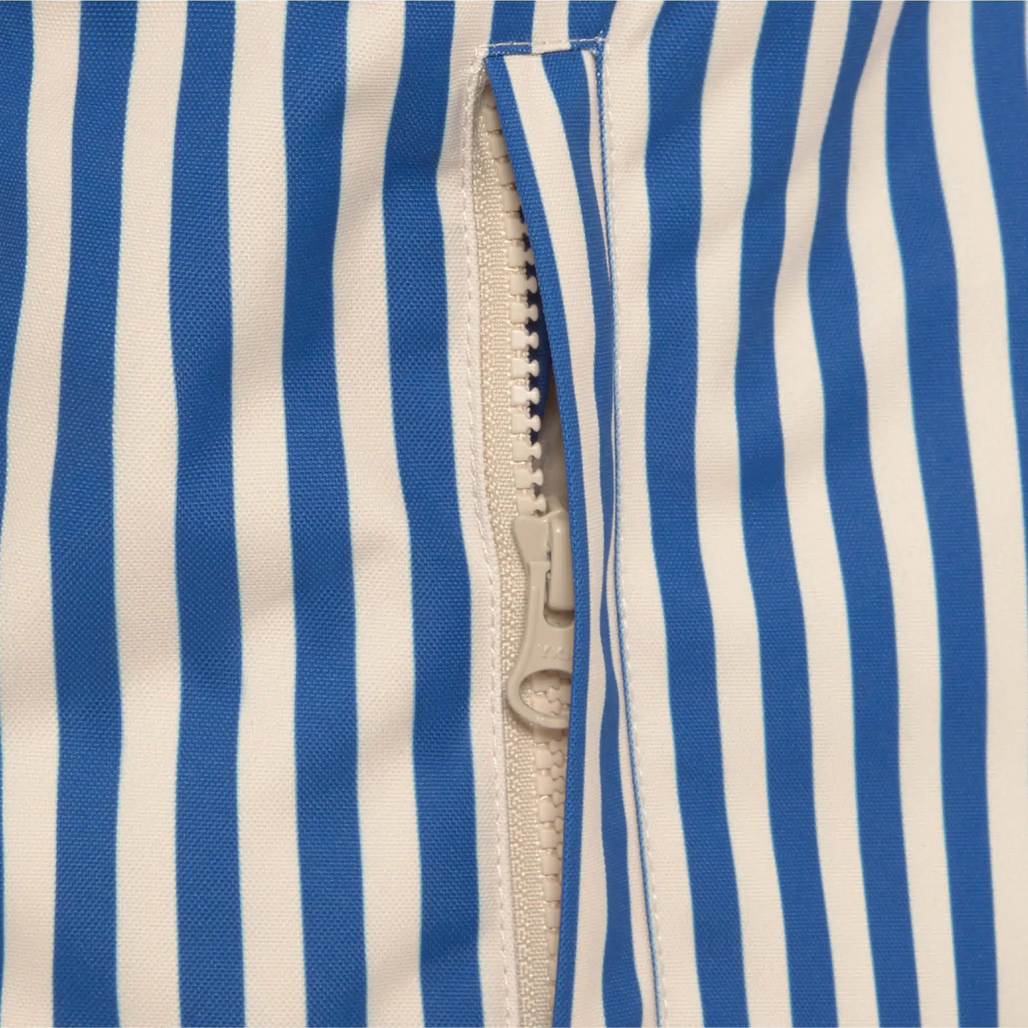 Snow Jacket in blue striped
