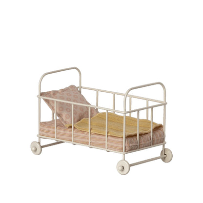 Mice, cot with wheels in pink