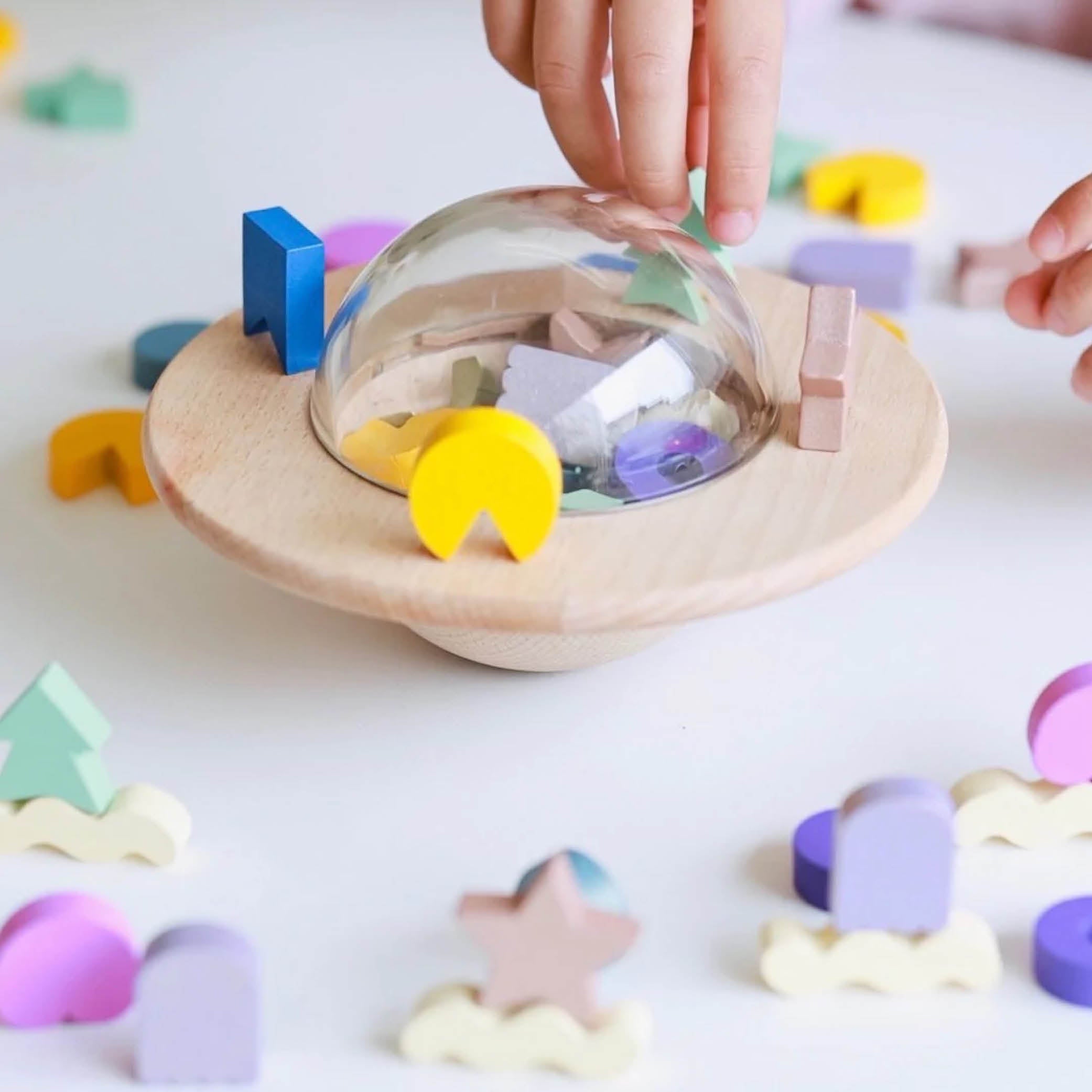 Ufo, wooden balance game