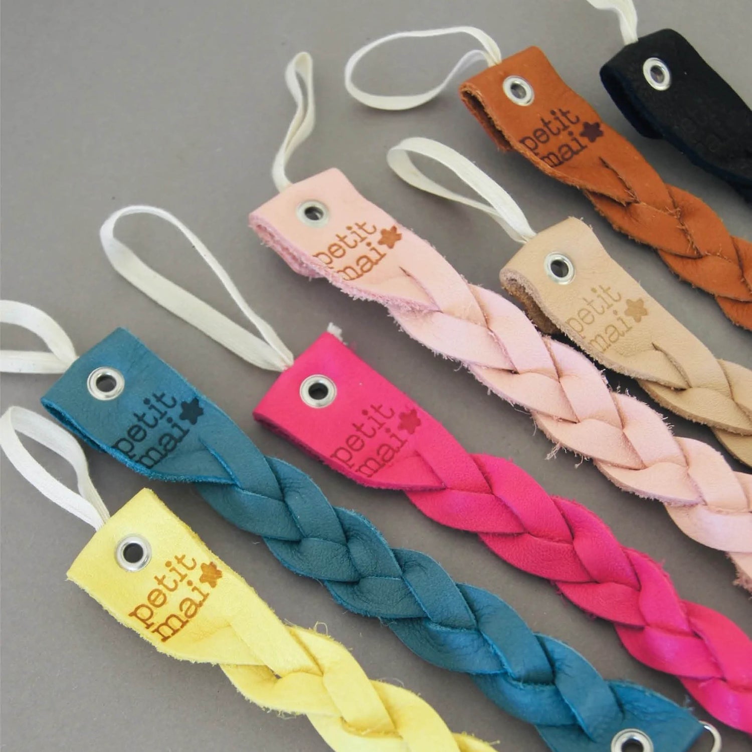 Pacifier strap Braid in different colors