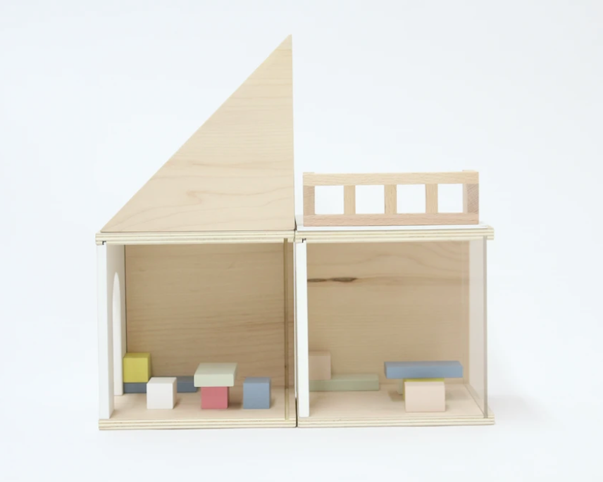 Uchi, modular house set